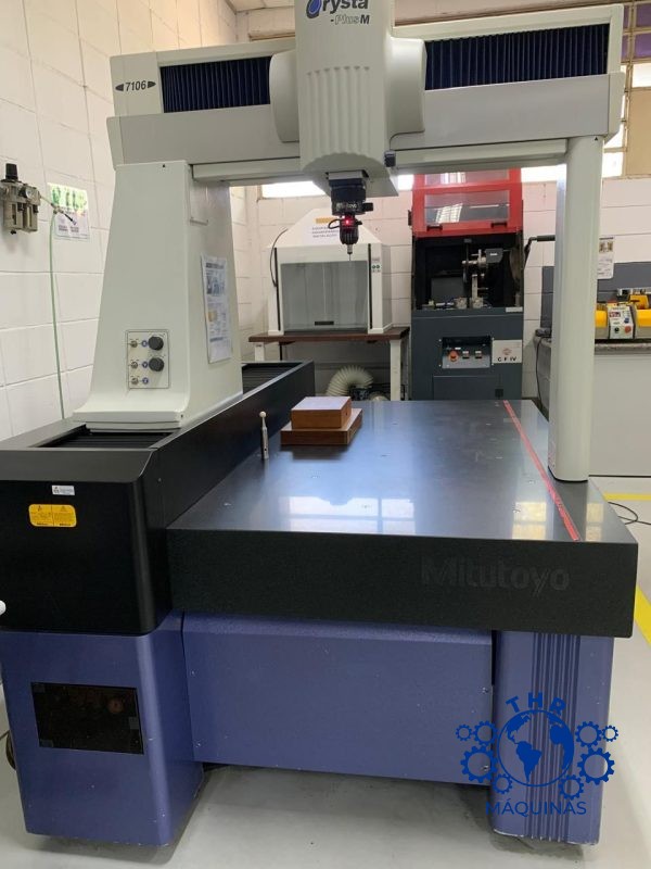 Tridimensional Mitutoyo Crysta Plus M7106
